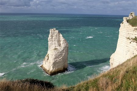 etretat - Spectacular cliffs, Etretat, Normandy, France Foto de stock - Royalty-Free Super Valor e Assinatura, Número: 400-04308304