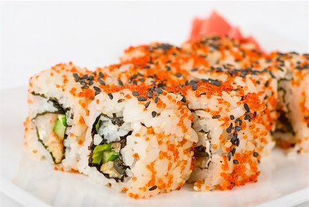 simsearch:400-05119569,k - Sushi rolls at plate isolated on a white Stockbilder - Microstock & Abonnement, Bildnummer: 400-04308509