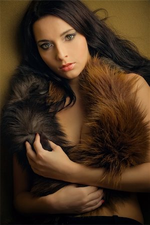 simsearch:400-05185838,k - lust attractive glamor girl with brown boa Foto de stock - Royalty-Free Super Valor e Assinatura, Número: 400-04301031