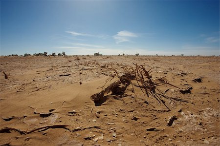 View of a wild landscape and desert in the south of Morocco Photographie de stock - Aubaine LD & Abonnement, Code: 400-04316192