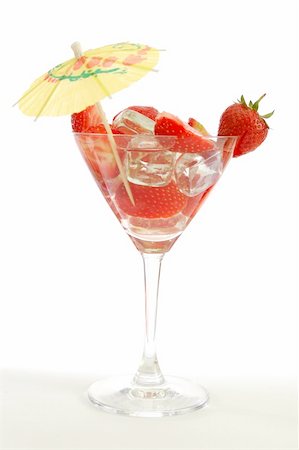healthy drink with sliced strawberry fruit isolated on white Stock Photo - Budget Royalty-Free & Subscription, Code: 400-04319038