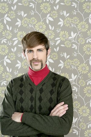 mustache retro salesperson man geek portrait wallpaper Fotografie stock - Microstock e Abbonamento, Codice: 400-04319293