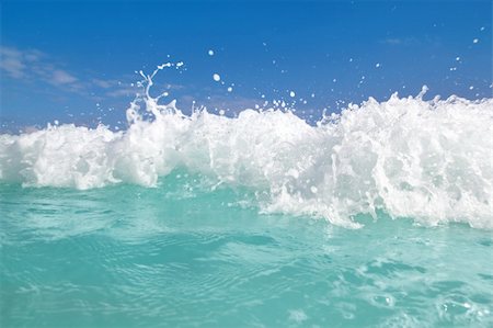 simsearch:400-04319318,k - beautiful blue turquoise wave caribbean sea water foam Stock Photo - Budget Royalty-Free & Subscription, Code: 400-04319318