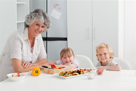 simsearch:400-04306517,k - Children cooking with their grandmother at home Stock Photo - Budget Royalty-Free & Subscription, Code: 400-04311170