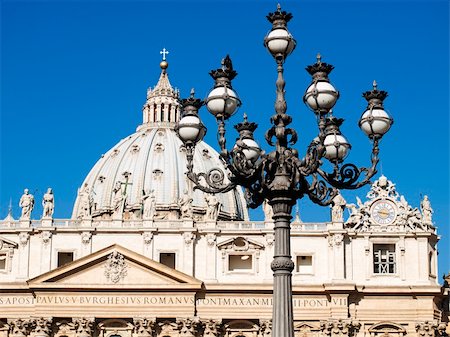 view of the dome of St. Pete's Basilica Stock Photo - Budget Royalty-Free & Subscription, Code: 400-04312514
