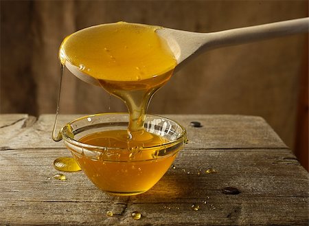 fotomod (artist) - A spoon of honey. Stock Photo - Budget Royalty-Free & Subscription, Code: 400-04313282