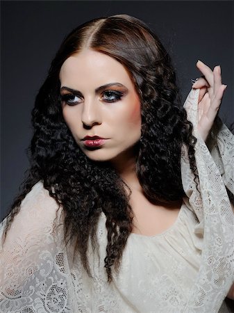 simsearch:400-04353258,k - Gothic female portrait with creative make-up and white pure skin Stockbilder - Microstock & Abonnement, Bildnummer: 400-04313890