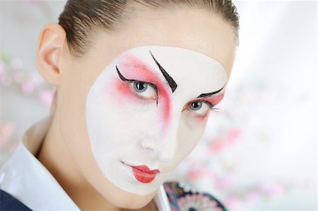 close-up artistic portrait of japan geisha woman with creative make-up Foto de stock - Super Valor sin royalties y Suscripción, Código: 400-04326140