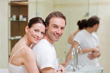 romantic hug bathroom - Couple hugging in the bathroom Stock Photo - Budget Royalty-Free & Subscription, Code: 400-04327327
