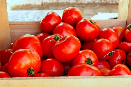 Tomatoes on a market stall Stock Photo - Budget Royalty-Free & Subscription, Code: 400-04323694