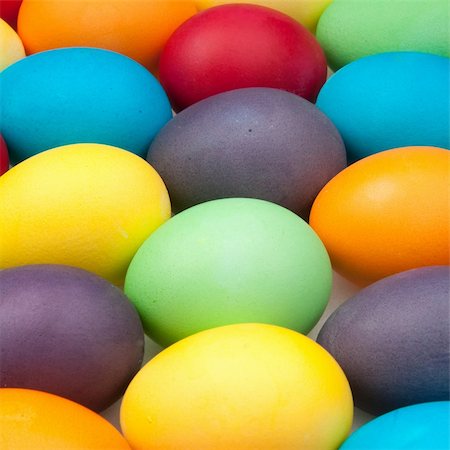 simsearch:400-07422530,k - multi color eggs Fotografie stock - Microstock e Abbonamento, Codice: 400-04334736
