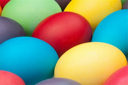 simsearch:400-07422530,k - multi color eggs Fotografie stock - Microstock e Abbonamento, Codice: 400-04334737