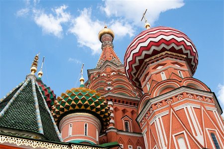 russia gold - St. Basil's Cathedral in Moscow on red square Stock Photo - Budget Royalty-Free & Subscription, Code: 400-04334752