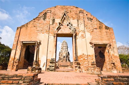 simsearch:400-06560856,k - part of the ruin of the Wang Luang, the grand hall of Ayutthaya Stock Photo - Budget Royalty-Free & Subscription, Code: 400-04337250