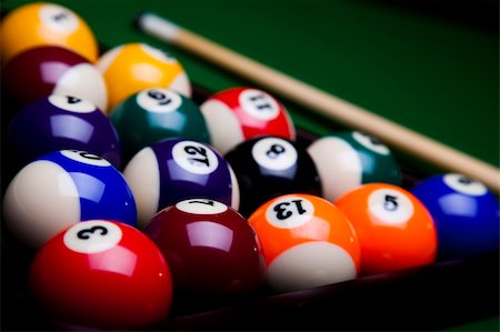 simsearch:400-09064481,k - Billiard game Stockbilder - Microstock & Abonnement, Bildnummer: 400-04337998