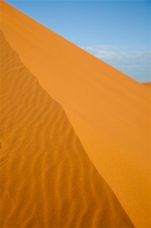 simsearch:400-04340040,k - Desert dunes in Morocco Photographie de stock - Aubaine LD & Abonnement, Code: 400-04339939