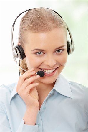 simsearch:400-08293929,k - Call center woman with headset. Stock Photo - Budget Royalty-Free & Subscription, Code: 400-04333369