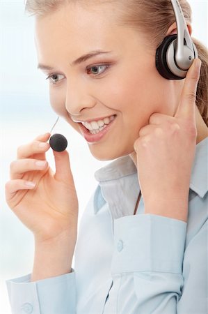 simsearch:400-08293929,k - Call center woman with headset. Stock Photo - Budget Royalty-Free & Subscription, Code: 400-04333370