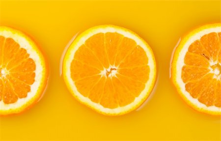 simsearch:400-05148141,k - pieces of orange in orange juice Stockbilder - Microstock & Abonnement, Bildnummer: 400-04345586