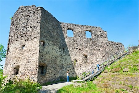 simsearch:400-05243959,k - Summer view of Nevytsky Castle ruins (Kamyanitsa  village ,12 km north of Uzhhorod, Zakarpattia Oblast, Ukraine). Built in 13th century. Stock Photo - Budget Royalty-Free & Subscription, Code: 400-04348286