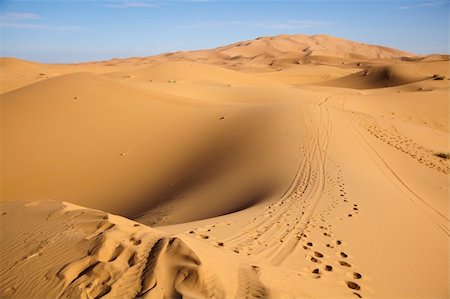 simsearch:400-04340052,k - Desert dunes in Morocco Photographie de stock - Aubaine LD & Abonnement, Code: 400-04340000