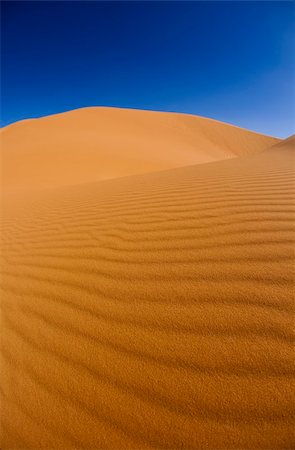 simsearch:400-04340040,k - Desert dunes in Morocco Photographie de stock - Aubaine LD & Abonnement, Code: 400-04340001