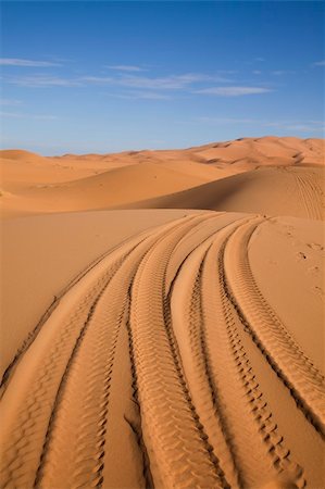 simsearch:400-04340052,k - Desert dunes in Morocco Photographie de stock - Aubaine LD & Abonnement, Code: 400-04340002