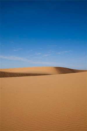 egyptian sand color - Desert dunes in Morocco Stock Photo - Budget Royalty-Free & Subscription, Code: 400-04340017