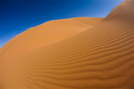 simsearch:400-04340040,k - Desert dunes in Morocco Photographie de stock - Aubaine LD & Abonnement, Code: 400-04340012