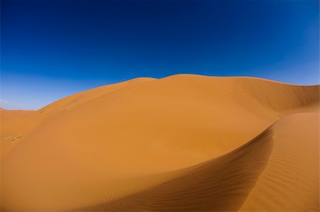 simsearch:400-04340052,k - Desert dunes in Morocco Photographie de stock - Aubaine LD & Abonnement, Code: 400-04340024