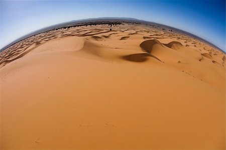simsearch:400-04340040,k - Desert dunes in Morocco Photographie de stock - Aubaine LD & Abonnement, Code: 400-04340023