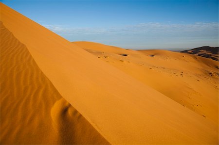 simsearch:400-05137674,k - Desert dunes in Morocco Stockbilder - Microstock & Abonnement, Bildnummer: 400-04340037