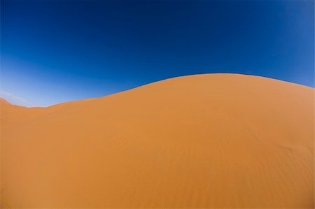 simsearch:400-05137674,k - Desert dunes in Morocco Stockbilder - Microstock & Abonnement, Bildnummer: 400-04340031