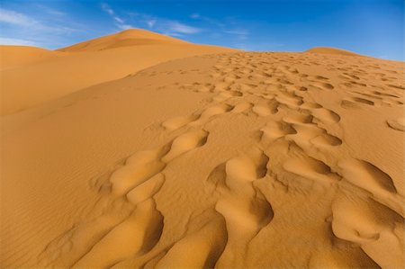 simsearch:400-05137674,k - Desert dunes in Morocco Stockbilder - Microstock & Abonnement, Bildnummer: 400-04340042