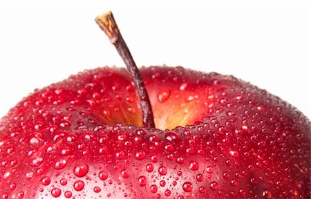 simsearch:400-07619844,k - wet red apple isolated on white Foto de stock - Royalty-Free Super Valor e Assinatura, Número: 400-04340292