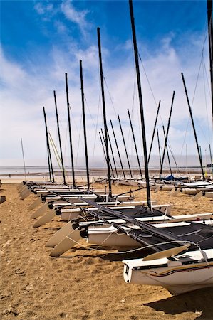 many yachts on sand, beach Stock Photo - Budget Royalty-Free & Subscription, Code: 400-04340338