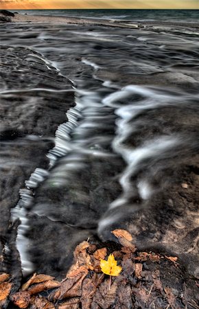 Lake Superior Northern Michigan fall autumn beautiful Huricane River Foto de stock - Super Valor sin royalties y Suscripción, Código: 400-04354971