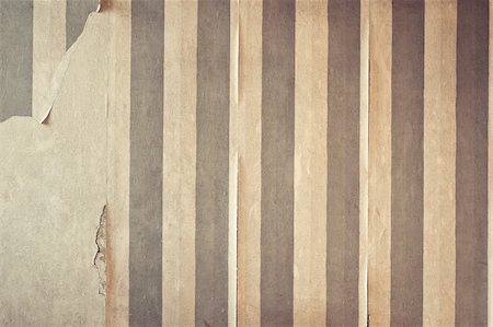 simsearch:400-05947515,k - Aged room wall background with torn wallpaper. Photographie de stock - Aubaine LD & Abonnement, Code: 400-04358101