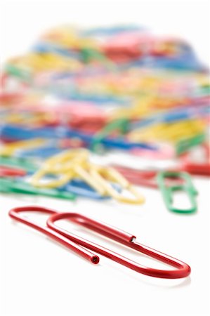 simsearch:400-05056079,k - Colorful paper clips - very shallow depth of field Stock Photo - Budget Royalty-Free & Subscription, Code: 400-04352522