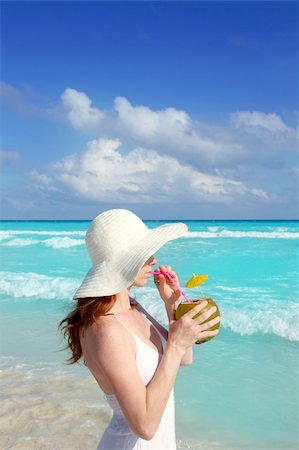 coconut fresh cocktail profile beach woman drinking tropical Caribbean Foto de stock - Super Valor sin royalties y Suscripción, Código: 400-04352845