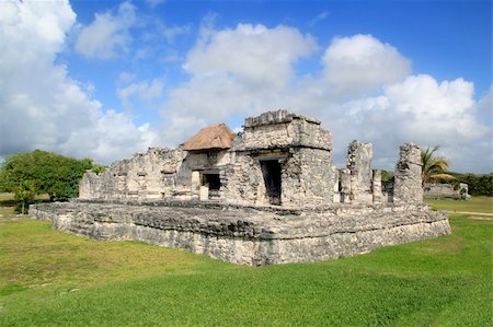 seaside ruin - Ancient Tulum Mayan ruins Mexico Quintana Roo blue sky Stock Photo - Budget Royalty-Free & Subscription, Code: 400-04352887