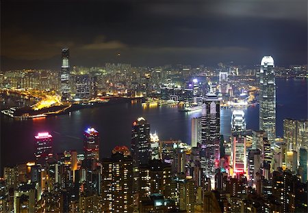 simsearch:400-05388116,k - Hong Kong skyline at night Foto de stock - Super Valor sin royalties y Suscripción, Código: 400-04353785