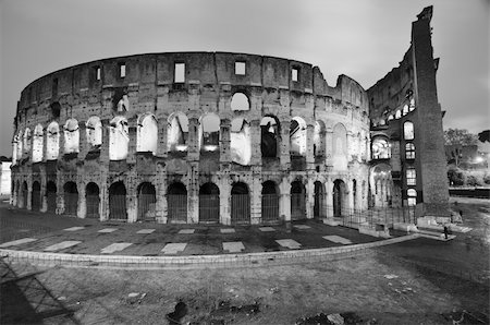 simsearch:400-05684630,k - Lights of Colosseum at Night, Italy Foto de stock - Super Valor sin royalties y Suscripción, Código: 400-04364844
