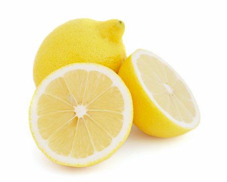 simsearch:400-04994957,k - Lemons isolated on white background Foto de stock - Super Valor sin royalties y Suscripción, Código: 400-04367475