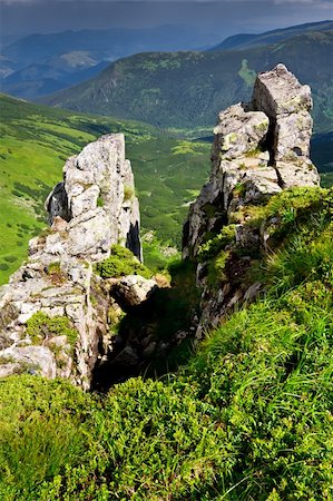 simsearch:400-07325046,k - Beautiful mountains landscape in Carpathian Foto de stock - Super Valor sin royalties y Suscripción, Código: 400-04368162