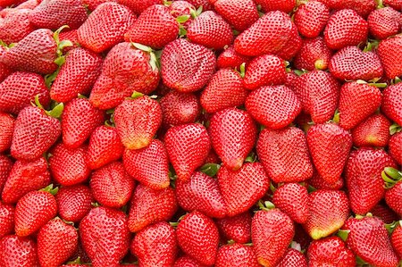 simsearch:400-07101870,k - Strawberry background Stockbilder - Microstock & Abonnement, Bildnummer: 400-04368825