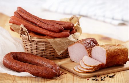 foodphoto (artist) - meat and sausages Fotografie stock - Microstock e Abbonamento, Codice: 400-04369595