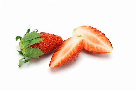 simsearch:400-03920561,k - Fresh red strawberry fruits on white background Photographie de stock - Aubaine LD & Abonnement, Code: 400-04360286