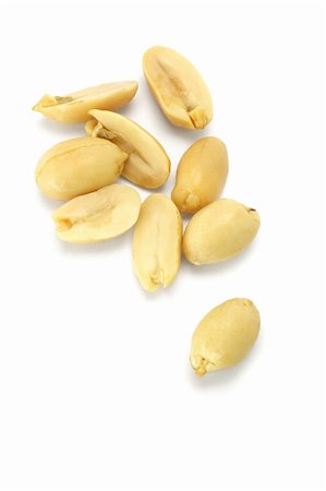 peanut object - Processed pea nuts isolated on white background Foto de stock - Super Valor sin royalties y Suscripción, Código: 400-04360412