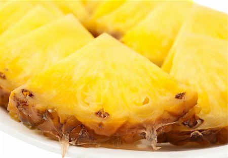 simsearch:400-08500819,k - pineapple on white background Stock Photo - Budget Royalty-Free & Subscription, Code: 400-04363316